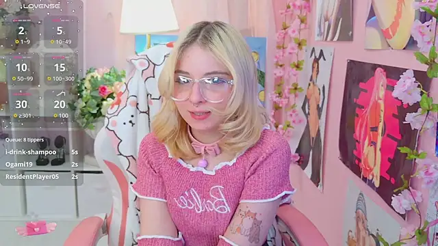 Snapshot of Coconut_Mia chatting on January 22, 3:31 am Coconut Mia online show from January 22, 3:31 am