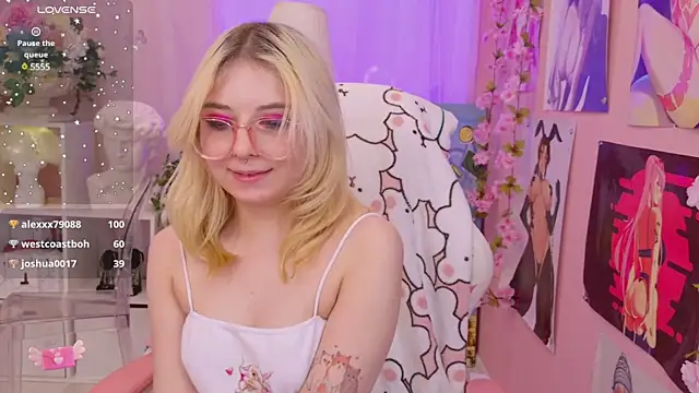 Snapshot of Coconut_Mia chatting on January 25, 3:51 am Coconut Mia online show from January 25, 3:51 am