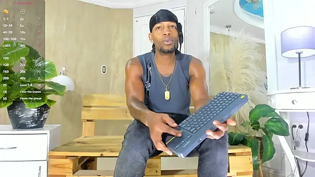 RicoBrown777  online show from June 25, 4:12 am