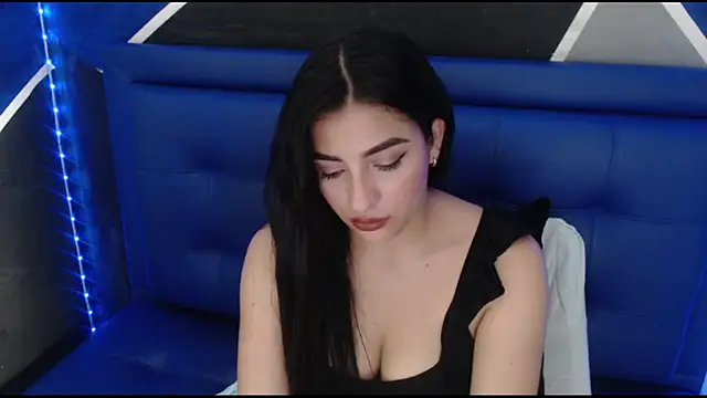 Snapshot of cherry_modelx_ chatting on October 11, 9:24 pm cherry modelx online show from October 11, 9:24 pm