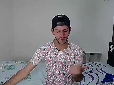 dirty boy horny online show from November 24, 9:58 pm