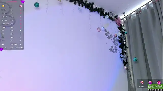 Snapshot of Haley_shyy chatting on December 13, 1:33 pm Haley shyy online show from December 13, 1:33 pm