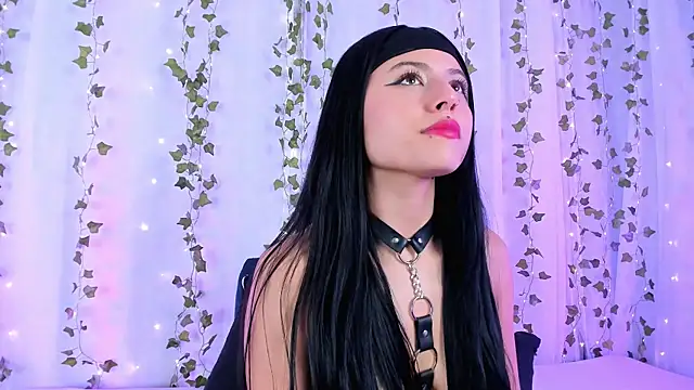 EmilyWithe online show from May 30, 12:30 am