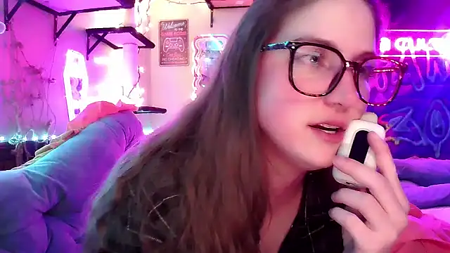 mirannacult online show from January 15, 8:30 am