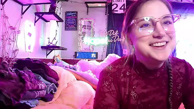 mirannacult online show from February 10, 7:49 pm