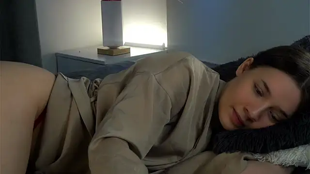 LowOncoming online show from February 19, 4:23 am