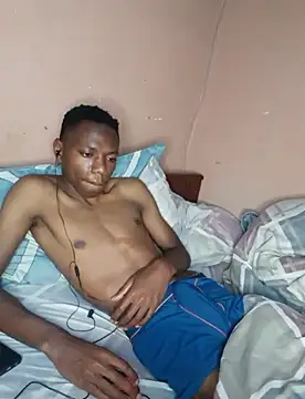 Snapshot of fireboyafrica chatting on December 15, 12:51 am fireboyafrica online show from December 15, 12:51 am