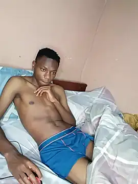 Snapshot of fireboyafrica chatting on December 18, 7:19 pm fireboyafrica online show from December 18, 7:19 pm