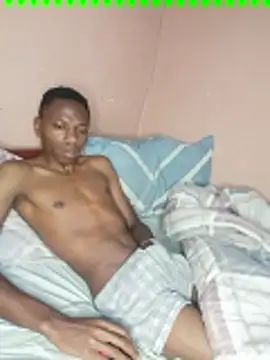 Snapshot of fireboyafrica chatting on February 6, 12:33 am fireboyafrica online show from February 6, 12:33 am