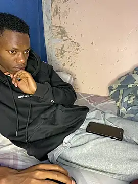 Snapshot of fireboyafrica chatting on November 12, 12:33 am fireboyafrica online show from November 12, 12:33 am