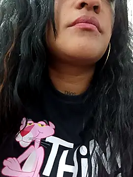 Michelle Brito1 online show from March 7, 11:05 pm