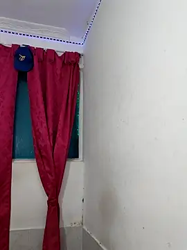 Michelle Brito1 online show from February 17, 2:13 pm