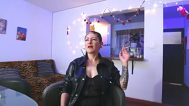 Maria fernandaxxx  online show from February 14, 10:04 pm