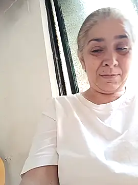 Snapshot of sarethdeivy_ chatting on July 15, 8:58 pm sarethdeivy online show from July 15, 8:58 pm