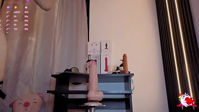 Scarlet Red  online show from November 23, 12:16 pm