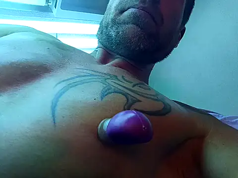 Timbojan28 online show from February 15, 2:52 am