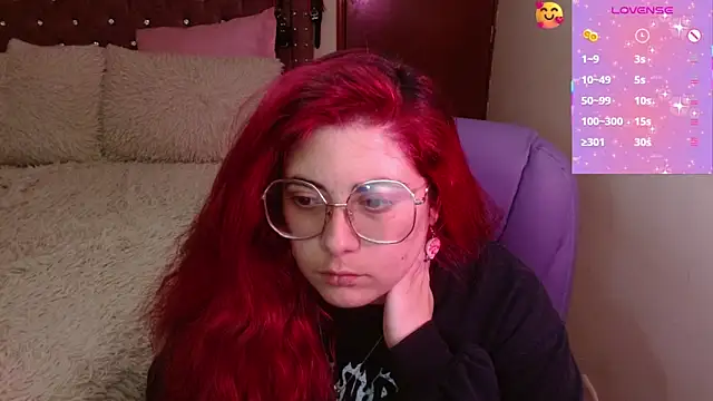Snapshot of Azamy-12 chatting on January 27, 12:01 am Azamy-12 online show from January 27, 12:01 am