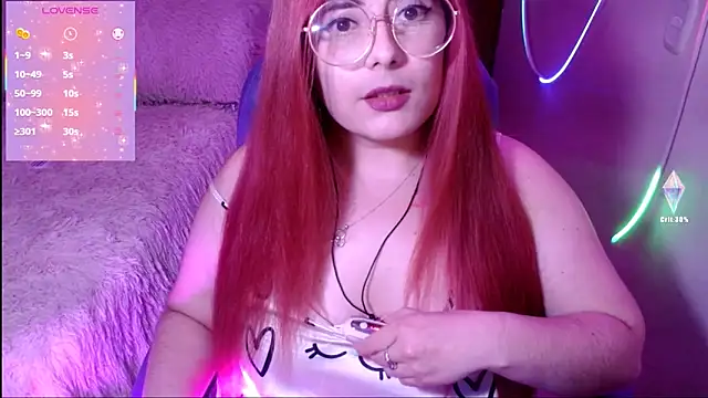 Snapshot of Azamy-12 chatting on March 4, 12:39 am Azamy-12 online show from March 4, 12:39 am
