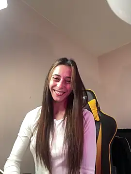 Snapshot of SOFIASWEETSECRETT chatting on May 8, 4:56 pm SOFIASWEETSECRETT online show from May 8, 4:56 pm