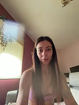 Snapshot of SOFIASWEETSECRETT chatting on May 26, 7:37 am SOFIASWEETSECRETT online show from May 26, 7:37 am