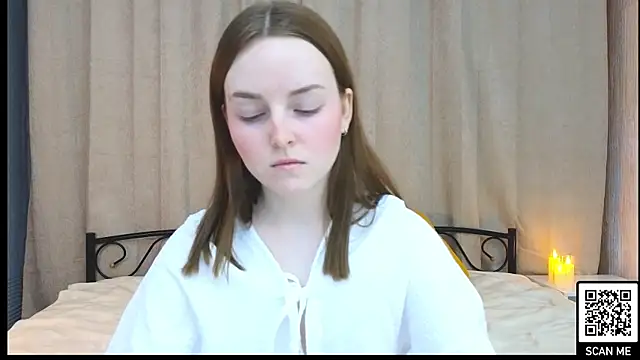 Snapshot of Wild__flowers chatting on February 6, 2:58 pm Wild flowers online show from February 6, 2:58 pm