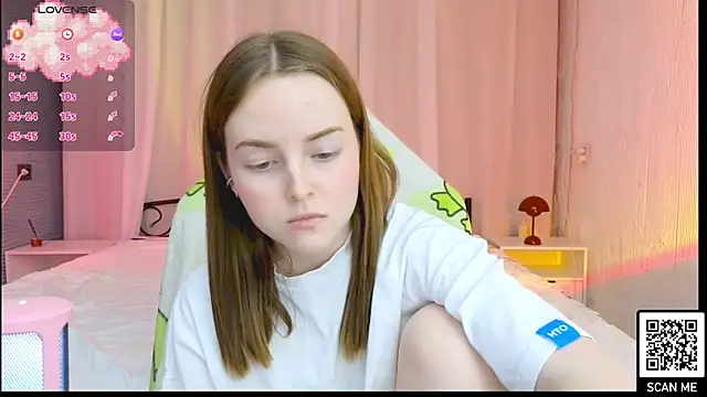 Snapshot of Wild__flowers chatting on March 22, 6:47 pm Wild flowers online show from March 22, 6:47 pm