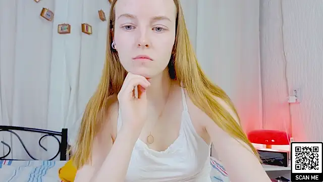 Snapshot of Wild__flowers chatting on February 14, 4:20 am Wild flowers online show from February 14, 4:20 am