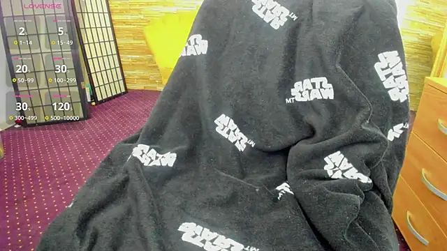 AishaRouhi online show from November 3, 4:58 am