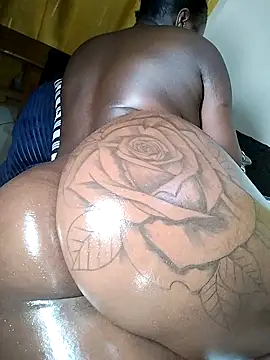 Snapshot of Hugemassivebootie chatting on March 14, 7:55 pm Hugemassivebootie online show from March 14, 7:55 pm