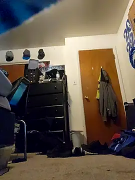 Snapshot of LovesickTheory6 chatting on October 13, 4:51 pm LovesickTheory6 online show from October 13, 4:51 pm