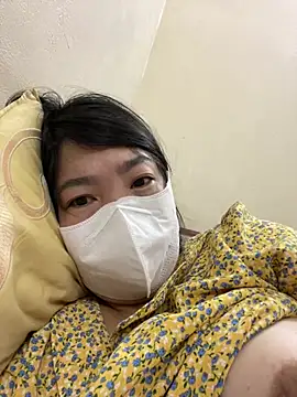 Hachi Sweetbabie  online show from April 22, 8:54 pm