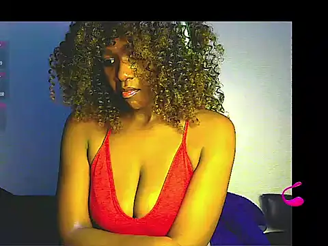 Snapshot of lilylovexx chatting on June 2, 3:41 am lilylovexx online show from June 2, 3:41 am
