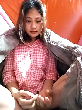 Snapshot of trieungoclnt chatting on February 7, 4:37 am trieungoclnt online show from February 7, 4:37 am