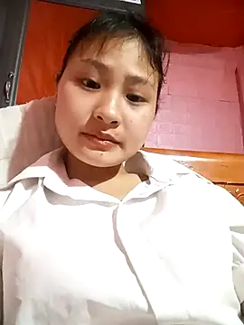 Snapshot of trieungoclnt chatting on March 1, 10:55 am trieungoclnt online show from March 1, 10:55 am