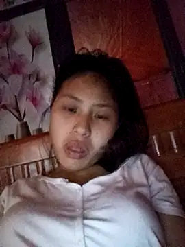 Snapshot of trieungoclnt chatting on March 23, 4:38 am trieungoclnt online show from March 23, 4:38 am