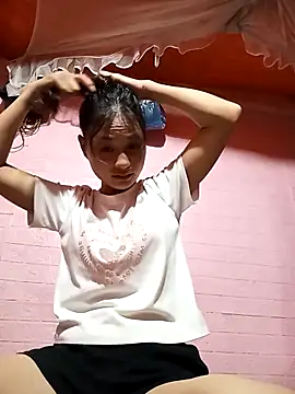 Snapshot of trieungoclnt chatting on September 9, 8:03 am trieungoclnt online show from September 9, 8:03 am