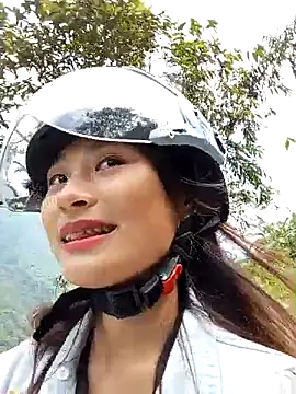 Snapshot of trieungoclnt chatting on October 17, 5:10 am trieungoclnt online show from October 17, 5:10 am