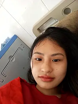 Snapshot of trieungoclnt chatting on January 13, 9:36 am trieungoclnt online show from January 13, 9:36 am