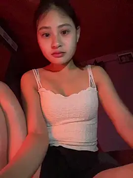 Snapshot of trieungoclnt chatting on February 5, 7:18 pm trieungoclnt online show from February 5, 7:18 pm