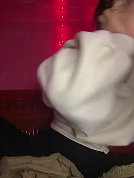 Snapshot of trieungoclnt chatting on February 19, 10:22 am trieungoclnt online show from February 19, 10:22 am