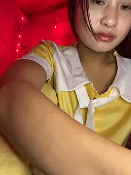 Snapshot of trieungoclnt chatting on March 1, 4:58 am trieungoclnt online show from March 1, 4:58 am