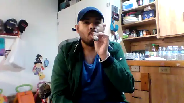 JooveyRose online show from March 5, 7:16 am