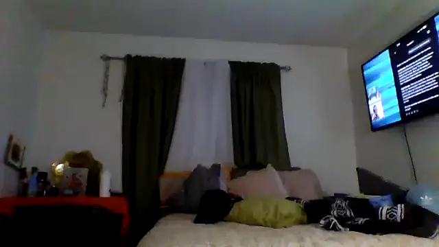 JooveyRose online show from September 24, 1:20 am