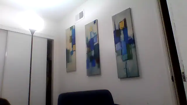 JooveyRose online show from December 4, 2:04 pm