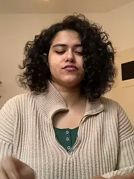 Snapshot of Curvydesifromgermany chatting on January 23, 1:13 pm Curvydesifromgermany online show from January 23, 1:13 pm