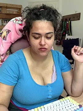 Curvydesifromgermany online show from June 1, 10:39 am
