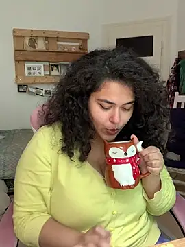 Curvydesifromgermany online show from July 6, 11:18 am
