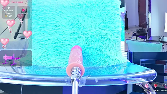 AuraRoss online show from March 12, 7:06 pm