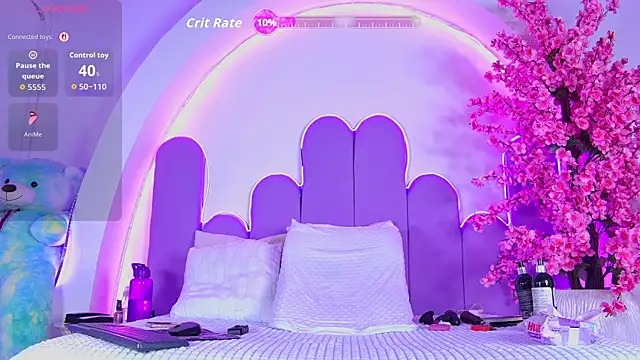 AuraRoss online show from July 29, 7:12 pm