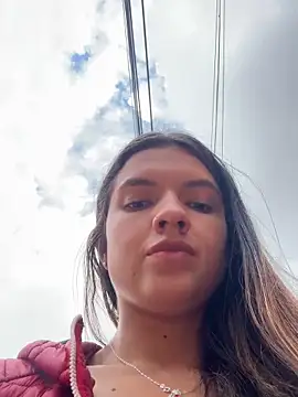 Snapshot of annavi_ chatting on June 9, 5:24 pm annavi online show from June 9, 5:24 pm